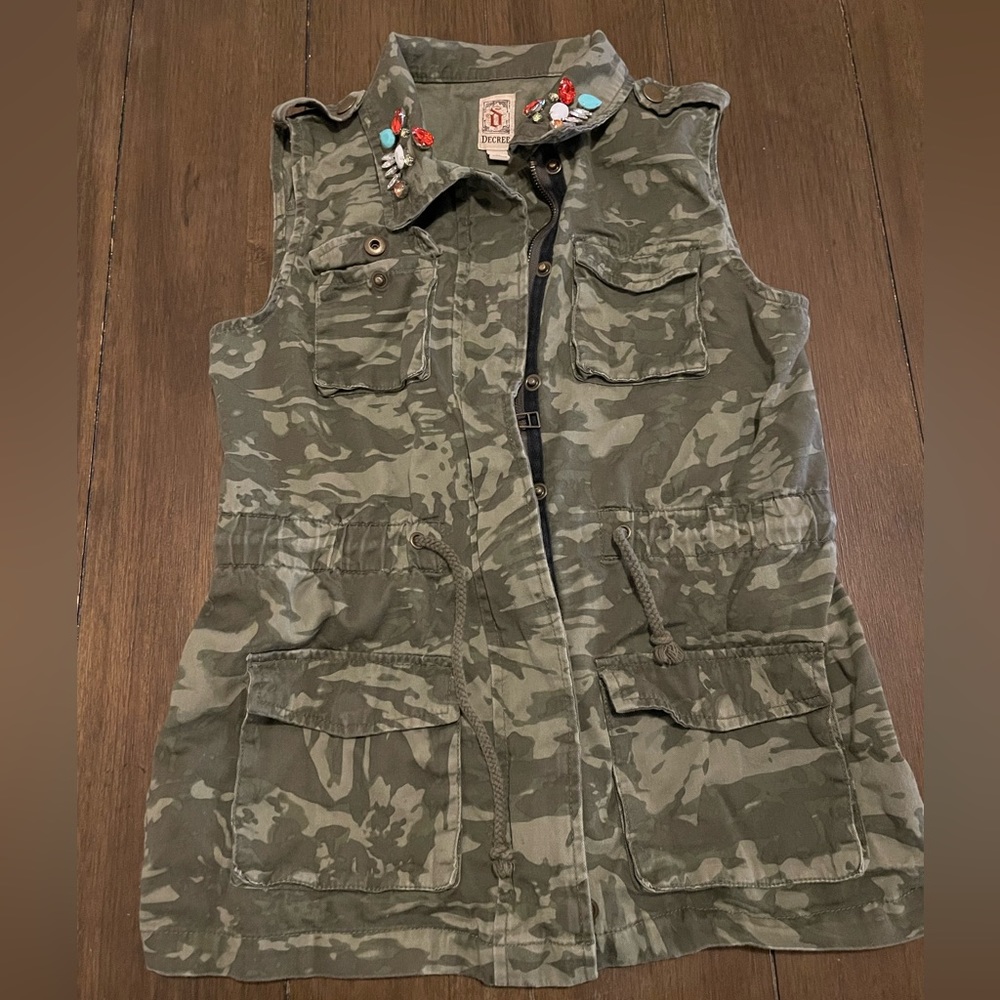 Decree Camo Vest